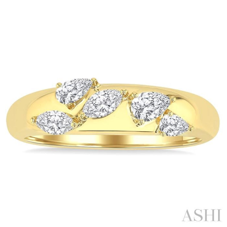 1/2 Ctw 5-Stone Pear and Marquise Cut Diamond Fashion Bold Band in 14K Yellow Gold