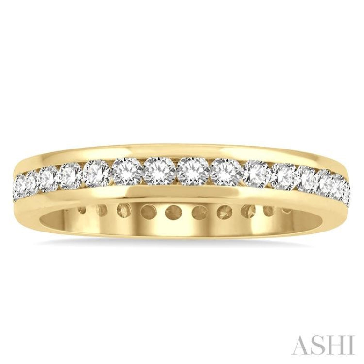 1 Ctw Channel Round Cut Diamond Eternity Wedding Band in 14K Yellow Gold