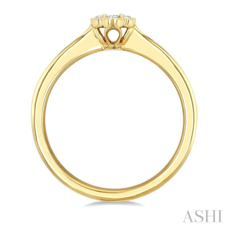 1/6 Ctw Clover Round Cut Diamond Fashion Ring in 14K Yellow Gold