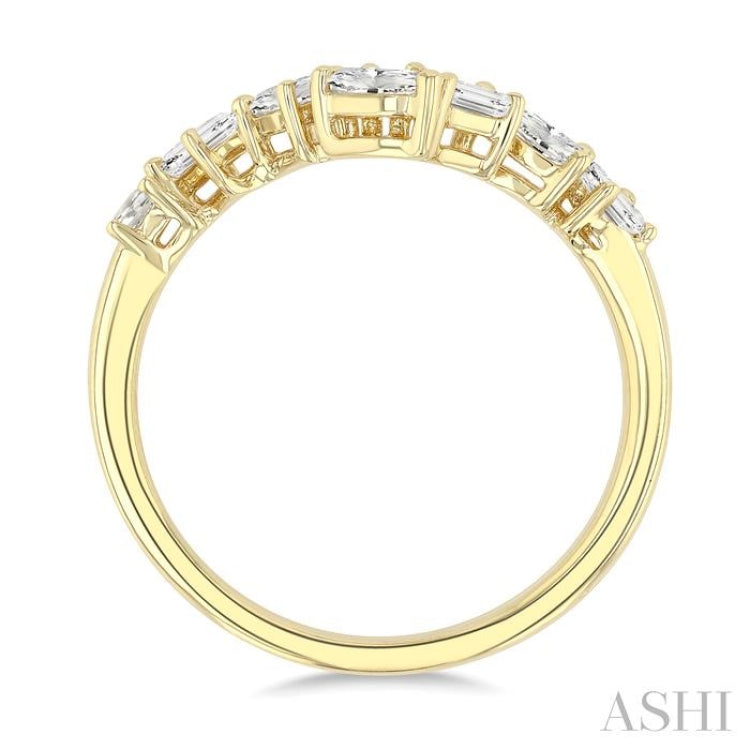 3/4 Ctw Mixed Cut Diamond Chevron Fashion Band in 14K Yellow Gold