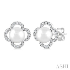 5 MM Cultured Pearl and 1/6 Ctw Round Cut Diamond Clover Petite Fashion Earrings in 10K White Gold