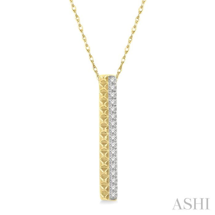 1/6 Ctw Pyramid Round Cut Diamond Bar Pendant With Chain in 14K Yellow Gold