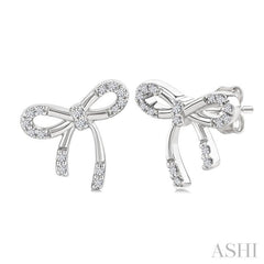 1/10 Ctw Bow Round Cut Diamond Fashion Earrings in Sterling Silver