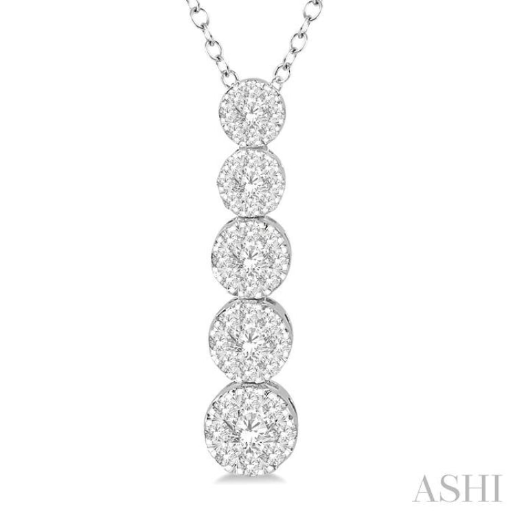 5/8 Ctw Five Mount Lovebright Round Cut Diamond Pendant With Chain in 14K White Gold