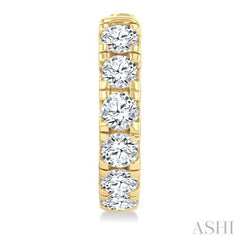 3 Ctw Round Cut Diamond Hoop Earrings in 14K Yellow gold