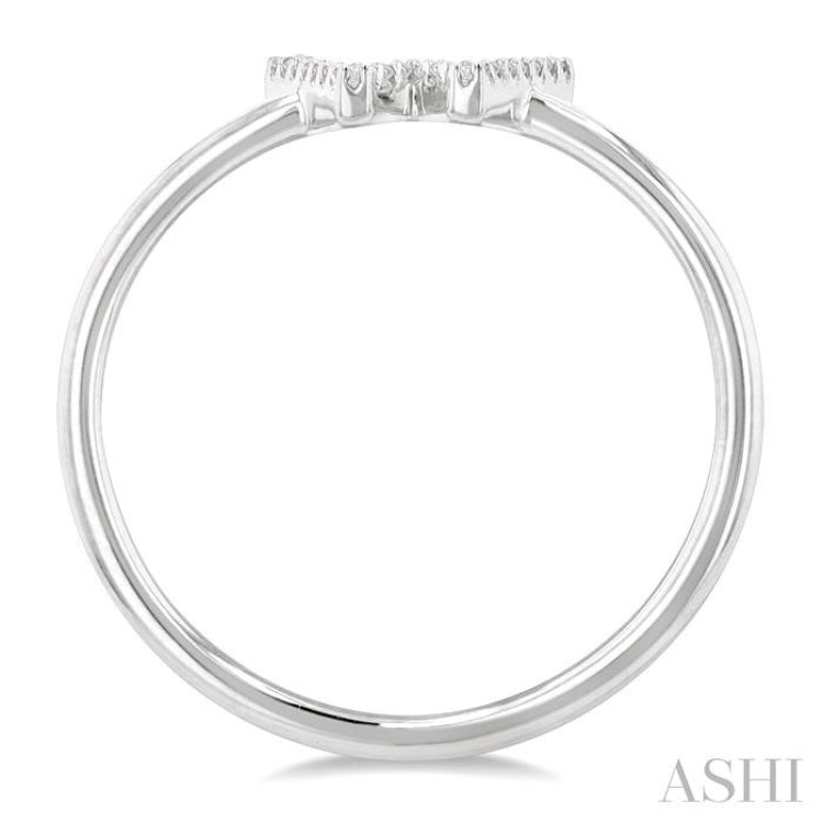 1/20 Ctw Initial 'W' Round Cut Diamond Fashion Ring in 10K White Gold
