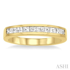 1/2 Ctw Princess Cut Diamond Wedding Band in 14K Yellow Gold