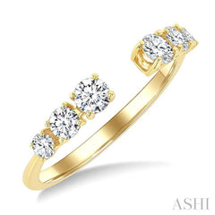 5/8 Ctw Graduated Round Cut Diamond Open Fashion Ring in 14K Yellow Gold