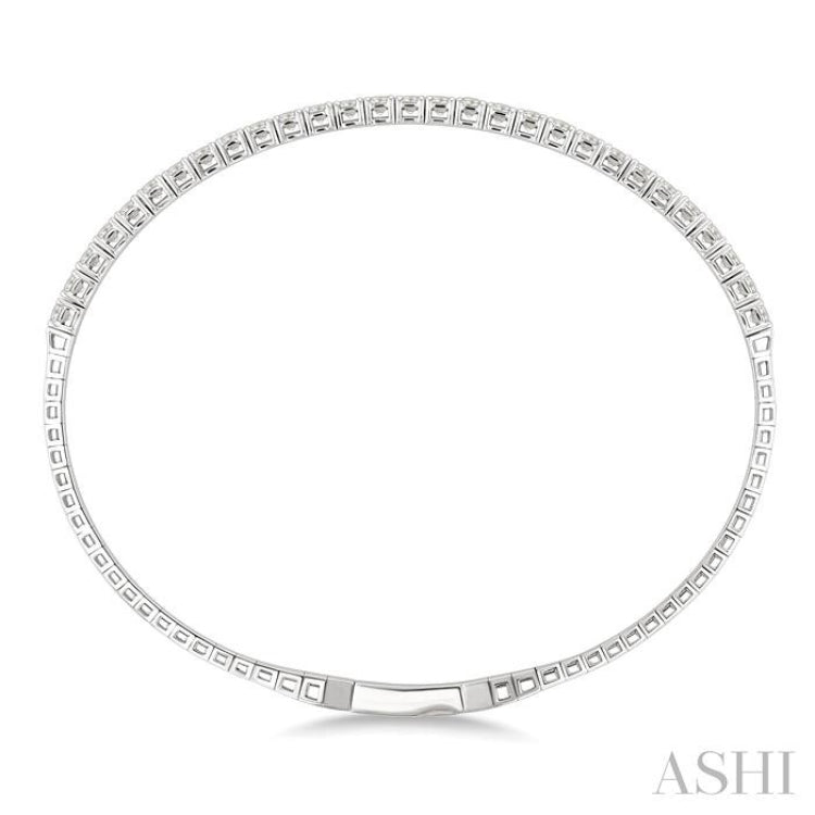 2 Ctw Round Cut Diamond Halfway Straight Flex Bangle in 14K White Gold