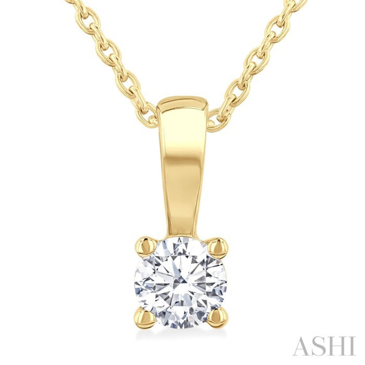 1/5 Ctw Prong Set Round Cut Diamond Solitaire Pendant With Chain in 14K Yellow Gold