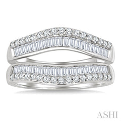 1 1/10 Ctw Baguette and Round Cut Diamond Insert Ring in 14K White Gold