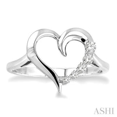 1/50 Ctw Round Cut Diamond Heart Shape Diamond Journey Ring in Sterling Silver