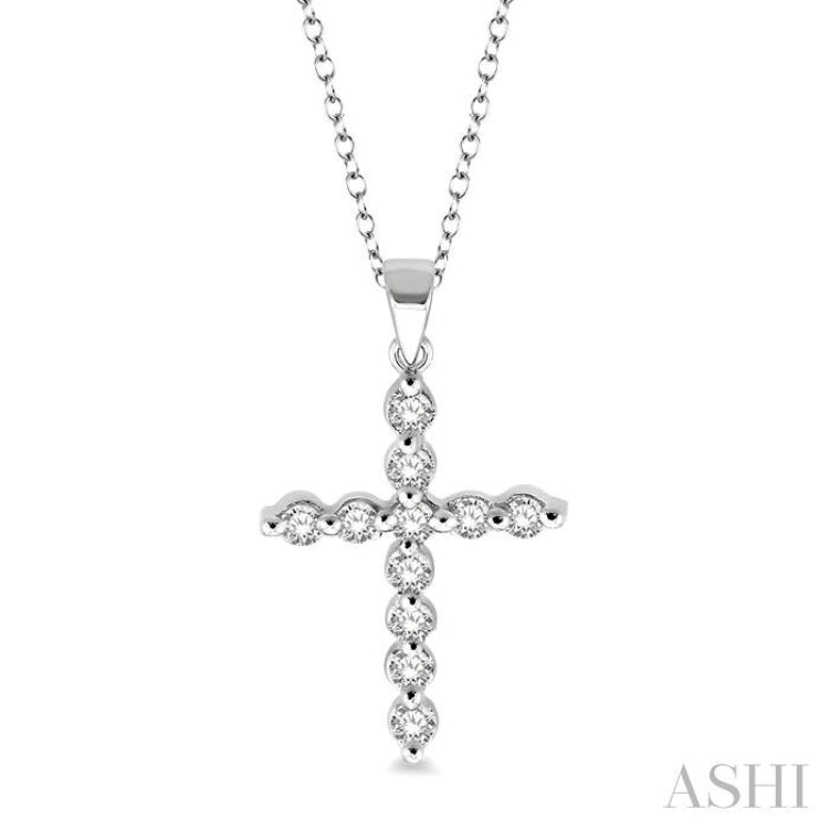 1/10 Ctw Round Cut Diamond Cross Pendant in Sterling Silver with Chain