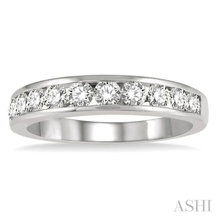 3/4 Ctw Channel Set 11 Stone Round Cut Diamond Wedding Band in 14K White Gold