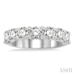 1 1/2 Ctw 7 Stone Round Cut Diamond Wedding Band in 14K White Gold