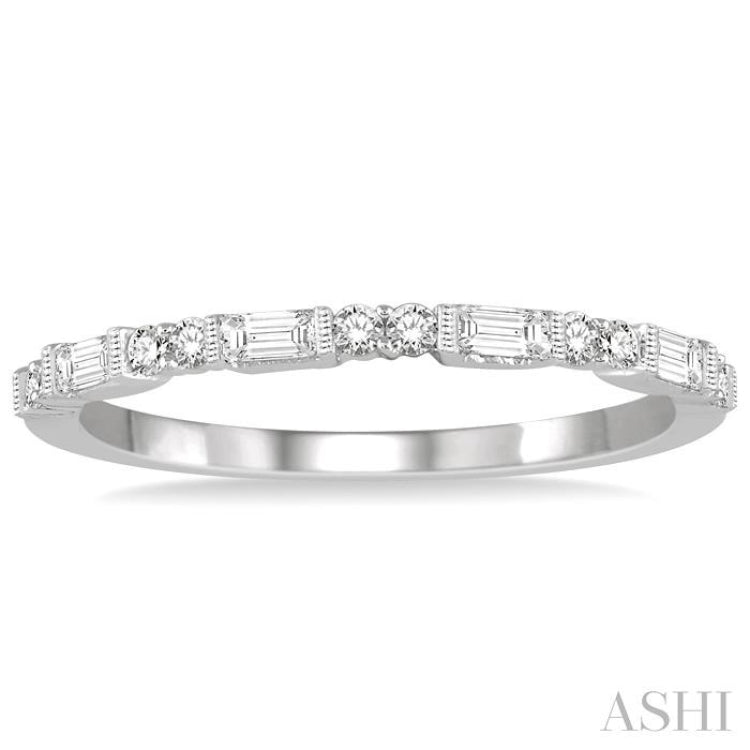 1/3 Ctw Baguette and Round Cut Diamond Wedding Band in 14K White Gold