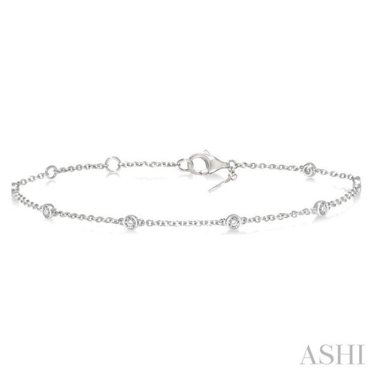 1/4 Ctw Circular Mount Round Cut Diamond Station Bracelet in 14K White Gold
