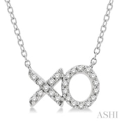 1/6 Ctw 'XO' Hugs and Kisses Round Cut Diamond Petite Fashion Pendant With Chain in 10K White Gold