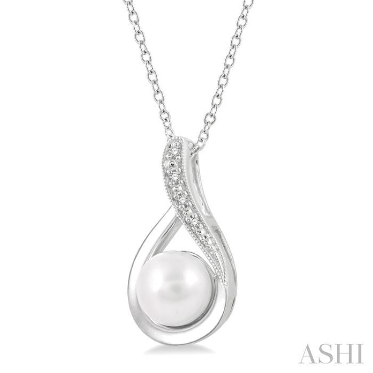 7X7 MM Drop Shape Cultured Pearl and 1/50 Ctw Round Cut Diamond Pendant With Chain in Sterling Silver