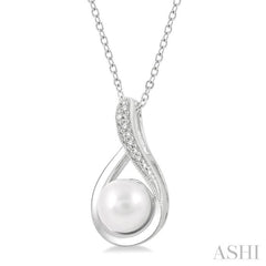 7X7 MM Drop Shape Cultured Pearl and 1/50 Ctw Round Cut Diamond Pendant With Chain in Sterling Silver