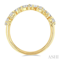 1 1/10 Ctw Mixed Shape Diamond Fashion Band in 14K Yellow Gold