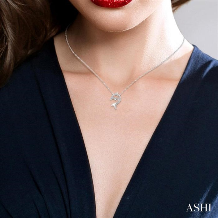 1/20 Ctw Petite Sea Life Dolphin Round Cut Diamond Fashion Pendant With Chain in 10K White Gold