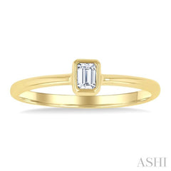 1/6 Ctw Petite Bezel Set Emerald Cut Diamond Fashion Ring in 10K Yellow Gold
