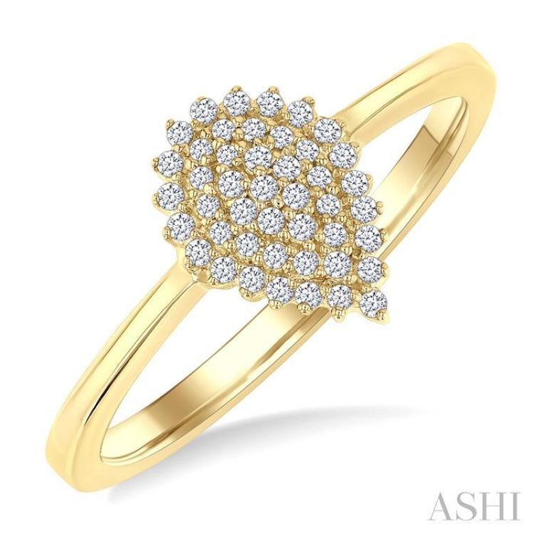 1/6 Ctw Petite Pear Shape Round Cut Diamond Cluster Fashion Ring in 10K Yellow Gold