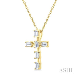1/2 Ctw Cross Emerald Cut Diamond Fashion Pendant With Chain in 14K Yellow Gold