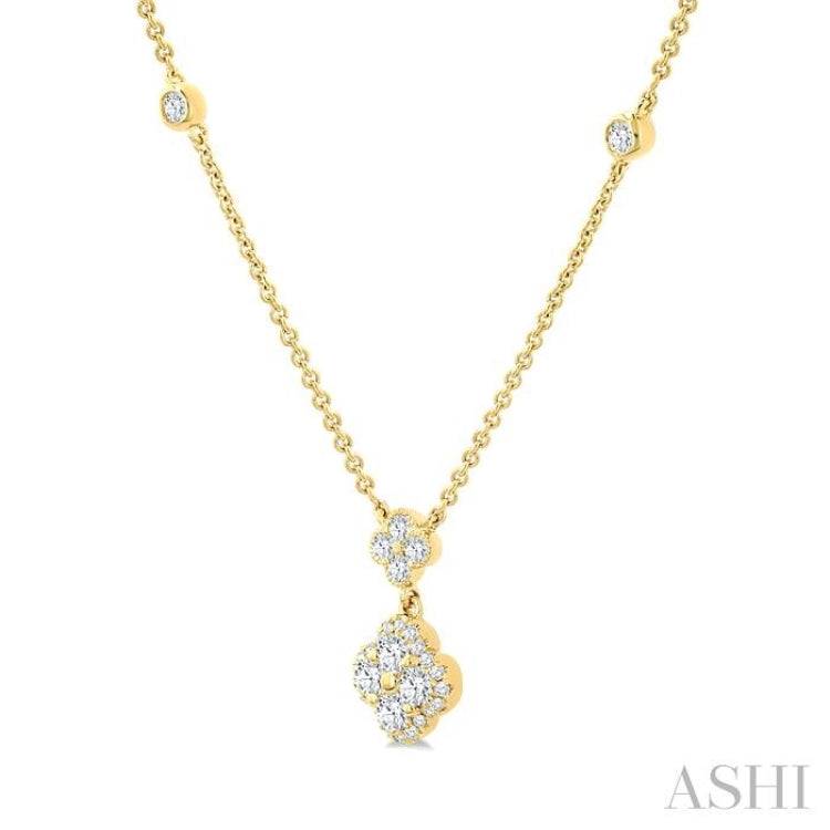 1/2 Ctw Clover Round Cut Diamond Station Necklace in 14K Yellow Gold