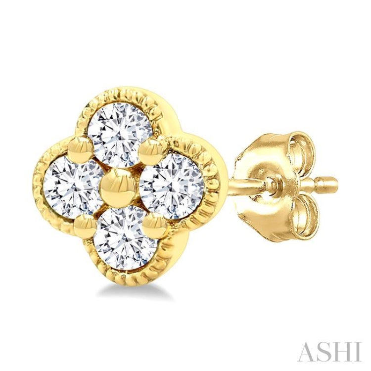 1/5 Ctw Clover Round Cut Diamond Fashion Earrings in 14K Yellow Gold